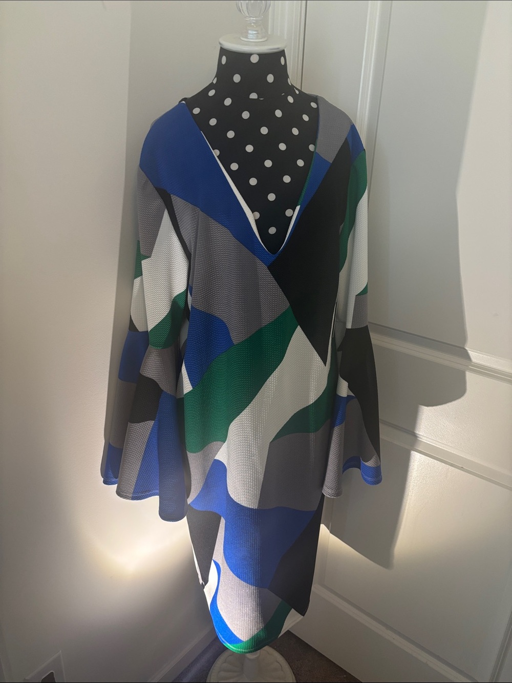 Ashley Stewart Blue Green Black White Abstract Print Long Sleeve Dress